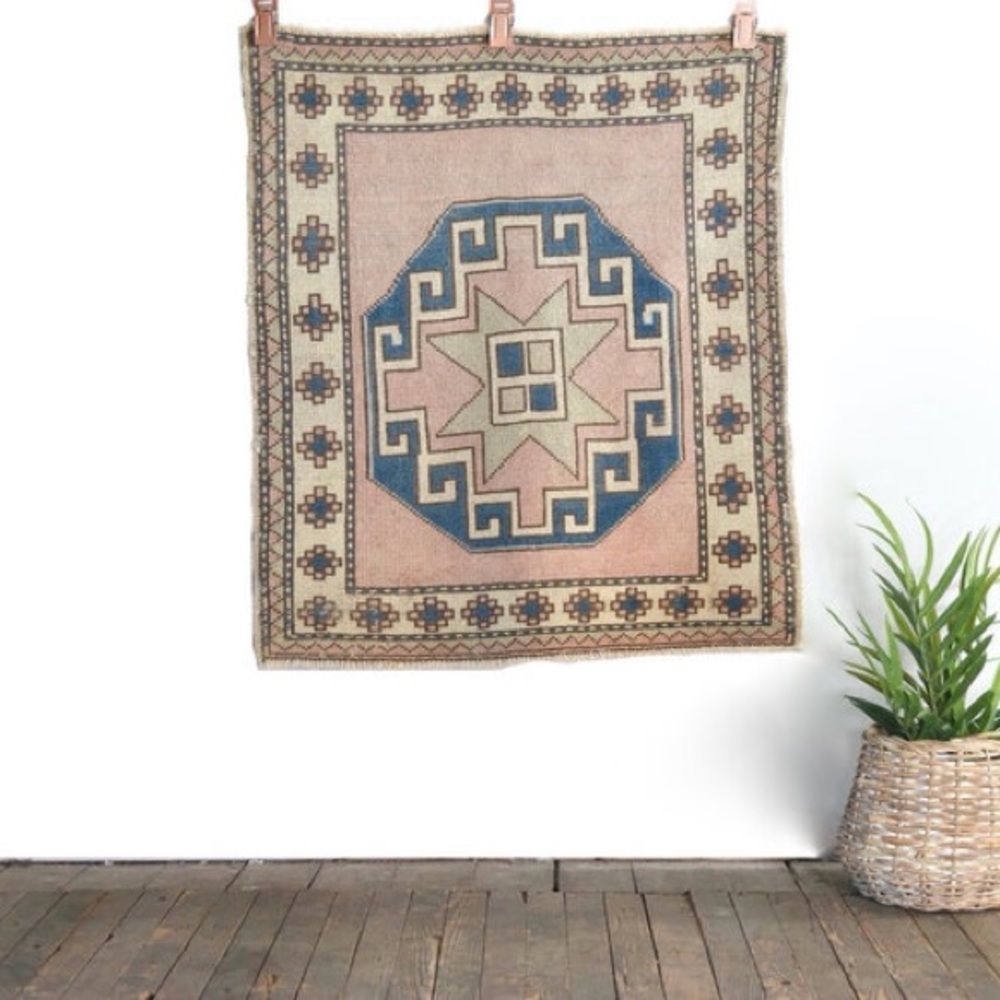 Turkish Handknotted Mat or Wall Hanging 3’2”x3’7”